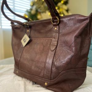 NWT Frye Campus Leather Zip Tote In Chocolate